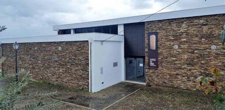 20180404 114557 1 1280 720 1 736 2500